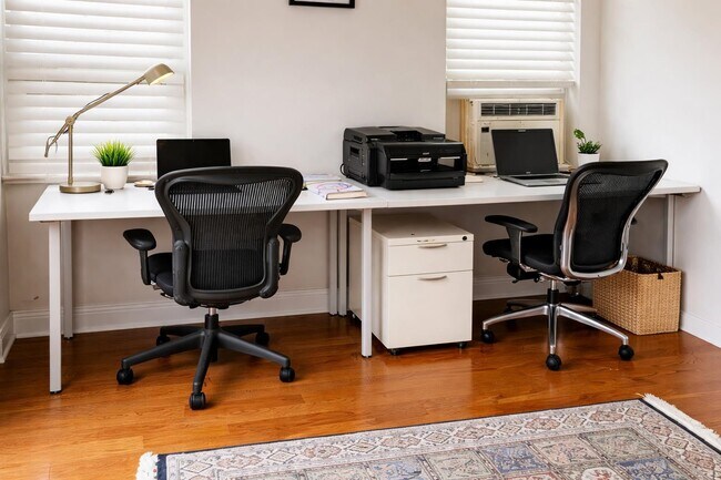 Building Photo - 35 Summit Ave