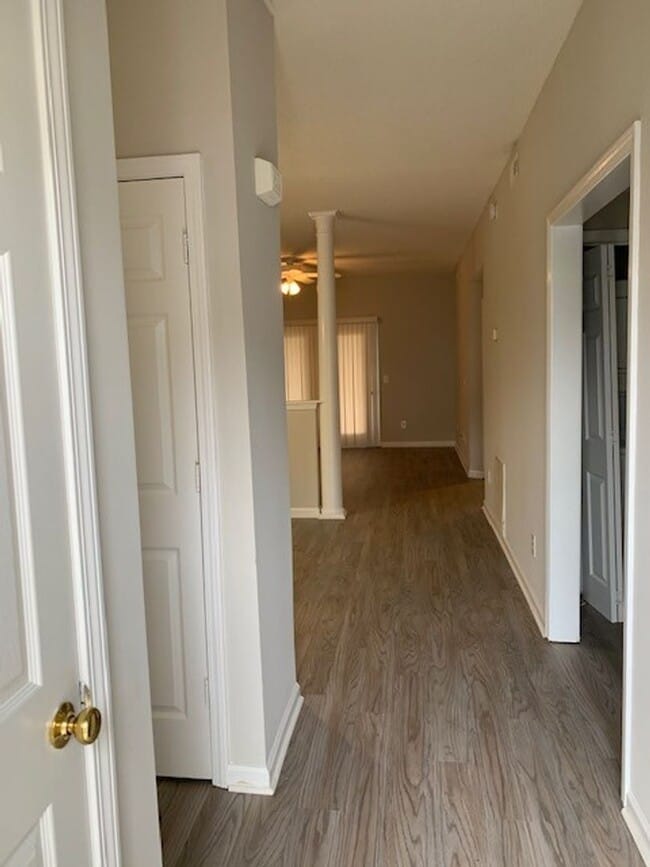 Building Photo - X101