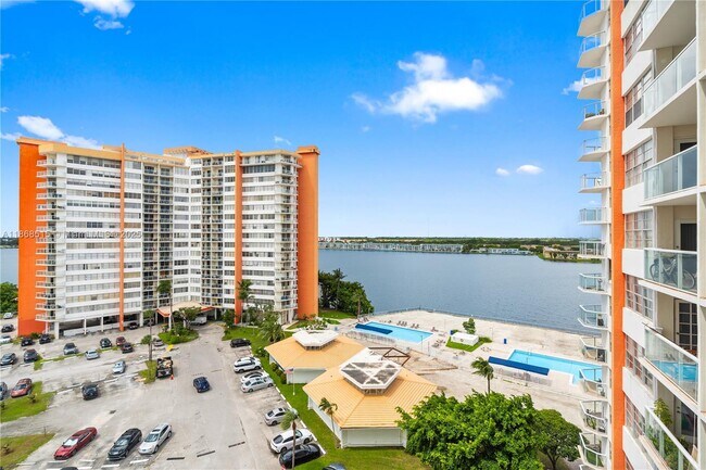 Primary Photo - 1351 NE Miami Gardens Dr