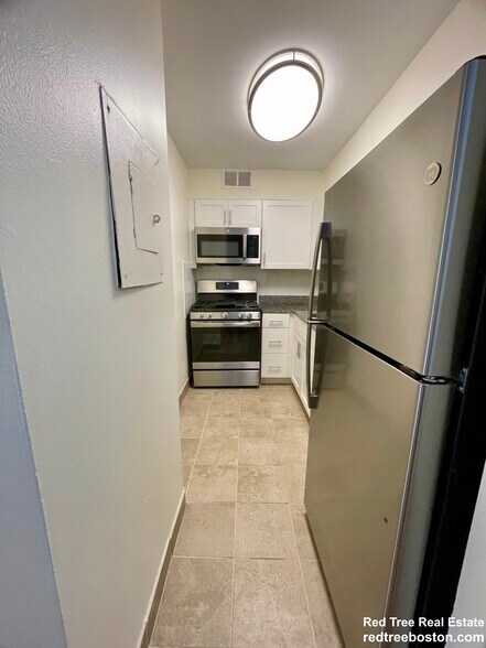 Building Photo - 185 Freeman St