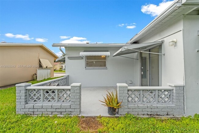 Building Photo - 7505 NW 58th St