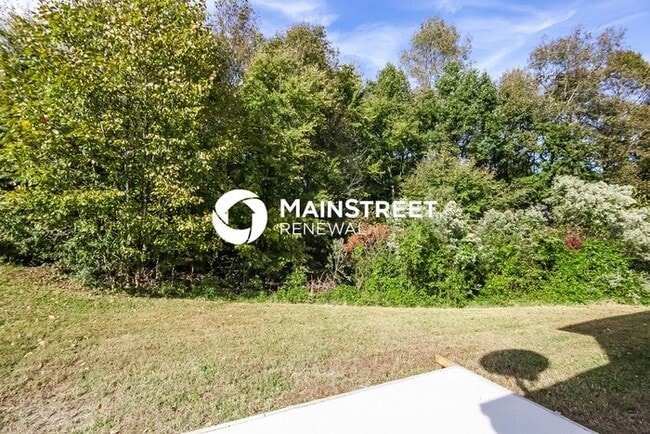 Building Photo - 3 Bedroom Pet-Friendly Home in Greensboro, NC with Main Street Renewal