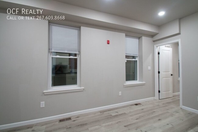 Building Photo - Modern Brewerytown Two Bedroom / Two Bathr...