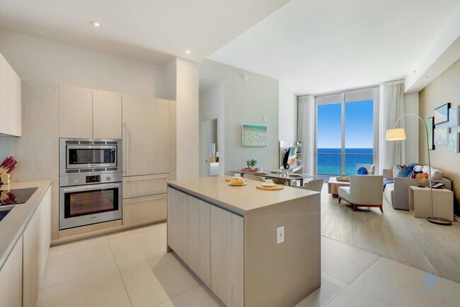 Building Photo - 4111 S Ocean Dr