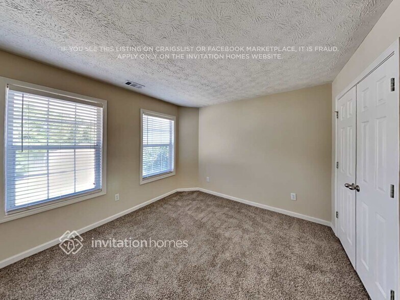 Building Photo - 5025 Wesleyan Dr