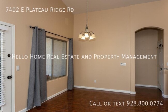 Building Photo - 7402 E Plateau Ridge Rd