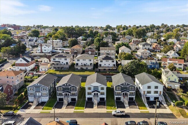 Building Photo - 89 Thurton Pl