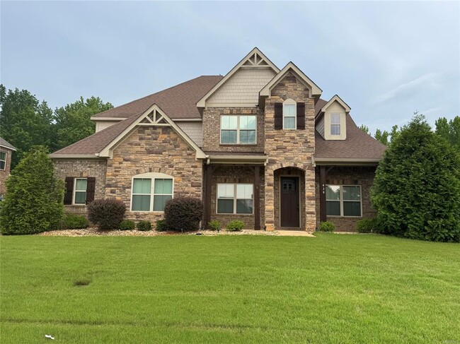 Building Photo - 436 Sydney Dr N