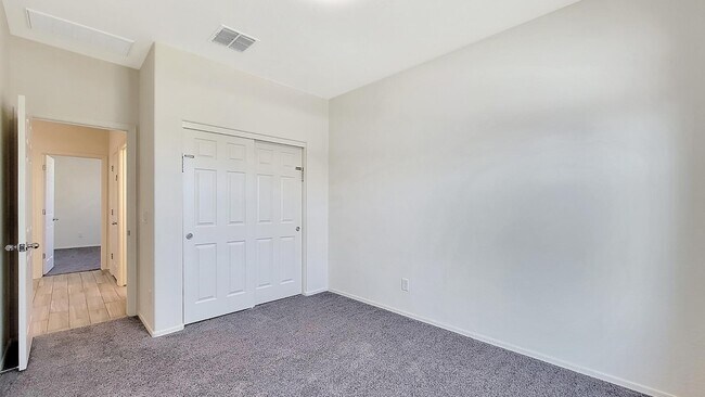 Building Photo - 14142 S 177th Dr