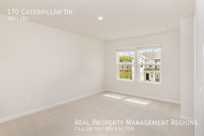 Building Photo - 170 Caterpillar Dr