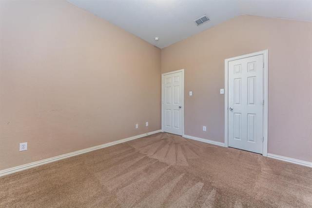 Building Photo - 404 Tarpan Trail