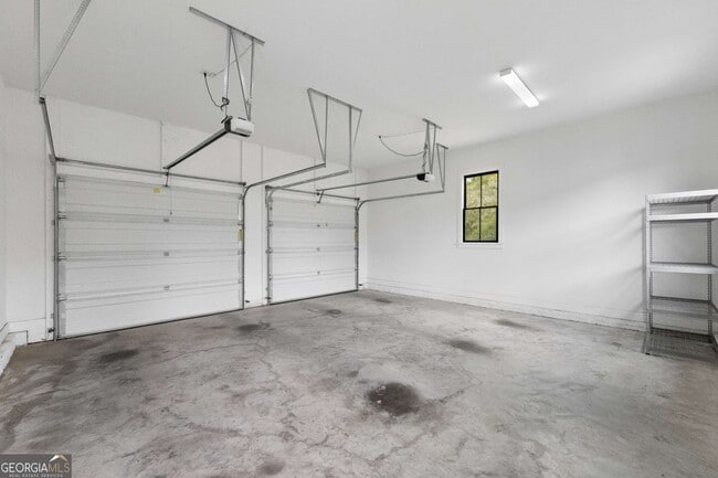 Building Photo - 98 Middle St