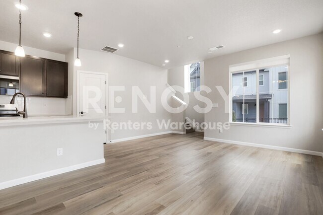 Building Photo - 421 Millwall Cir