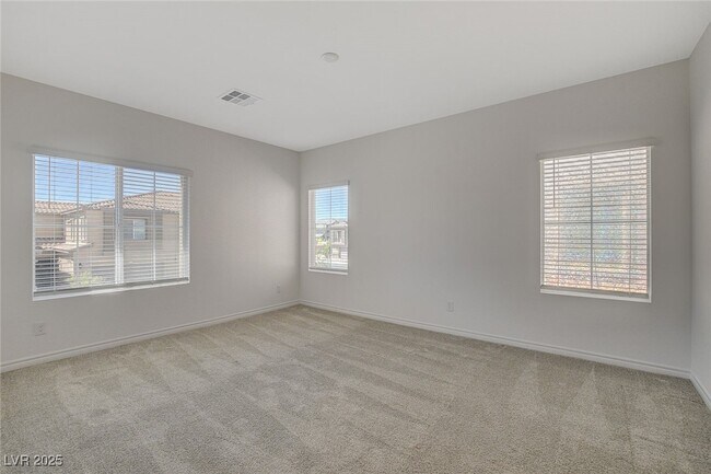 Building Photo - 206 Callen Falls Ave