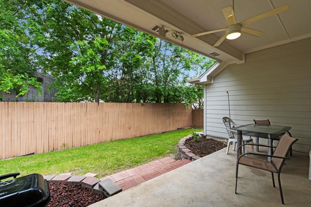 Building Photo - 3740 Regency Cir