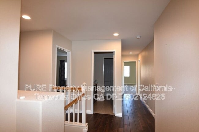 Building Photo - 45093 Corte Camellia