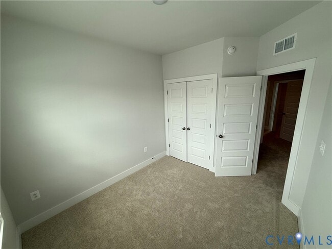 Building Photo - 10137 Blue Wing Ln