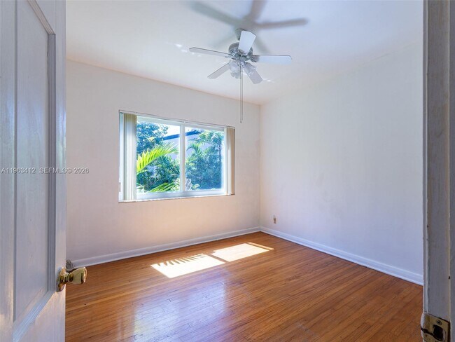 Building Photo - 630 SW 25th Rd