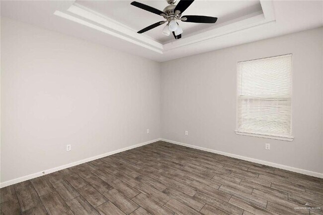 Building Photo - 2109 Canyon Dr