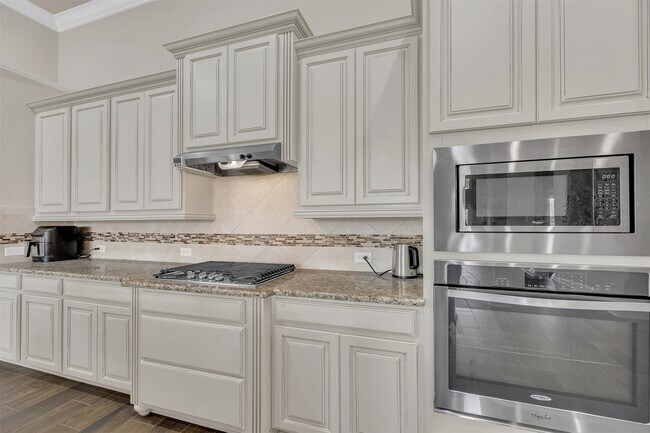 Building Photo - 24119 Kingdom Isle Ln