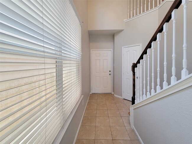 Building Photo - 17146 Amarose Dr
