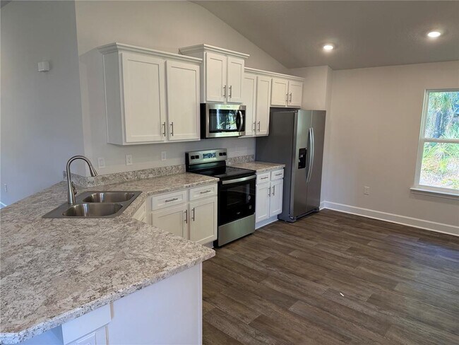 Building Photo - 25 Port Echo Ln