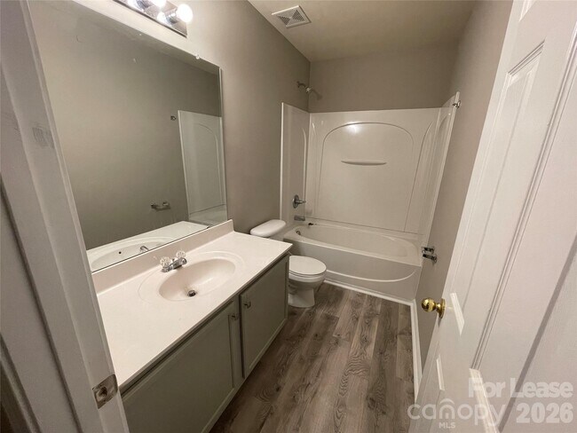 Building Photo - 6632 Centerline Dr