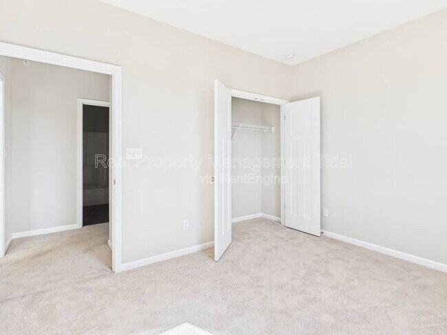 Building Photo - 604 Kathy Ann Wy W