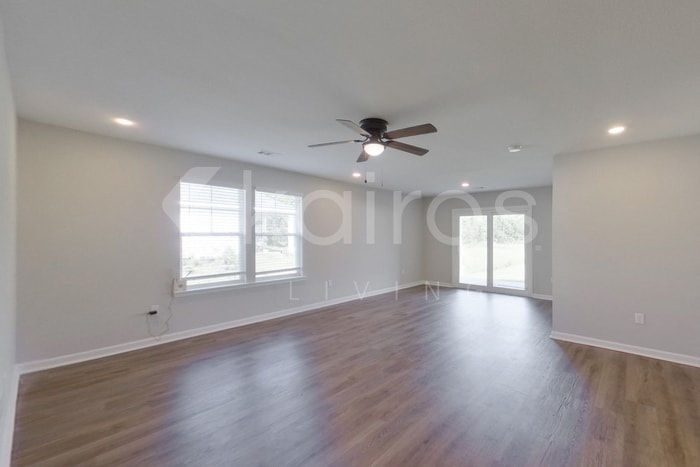 Building Photo - 122 Cottage Grove Rd