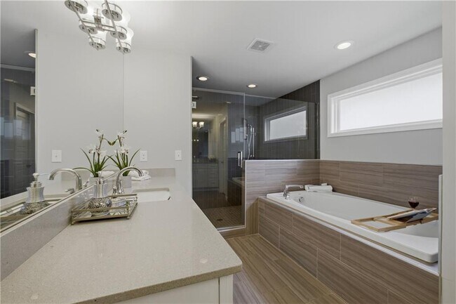 Building Photo - 2681 Oak Leaf Pl