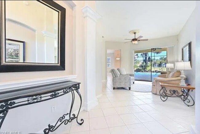 Building Photo - Lakefront 3 Bed + Den 2 bath home with pool and spa tub in Waterways of Naples Community