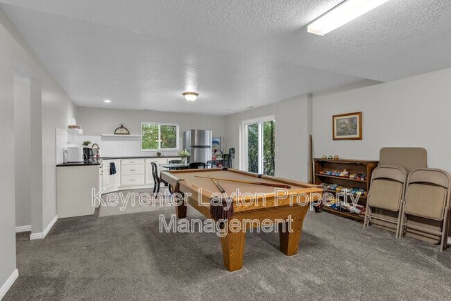 Building Photo - 2335 Summerwood Dr