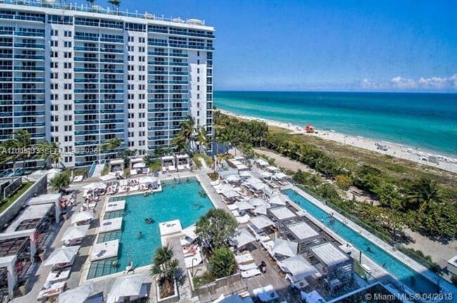 Building Photo - 2301 Collins Ave