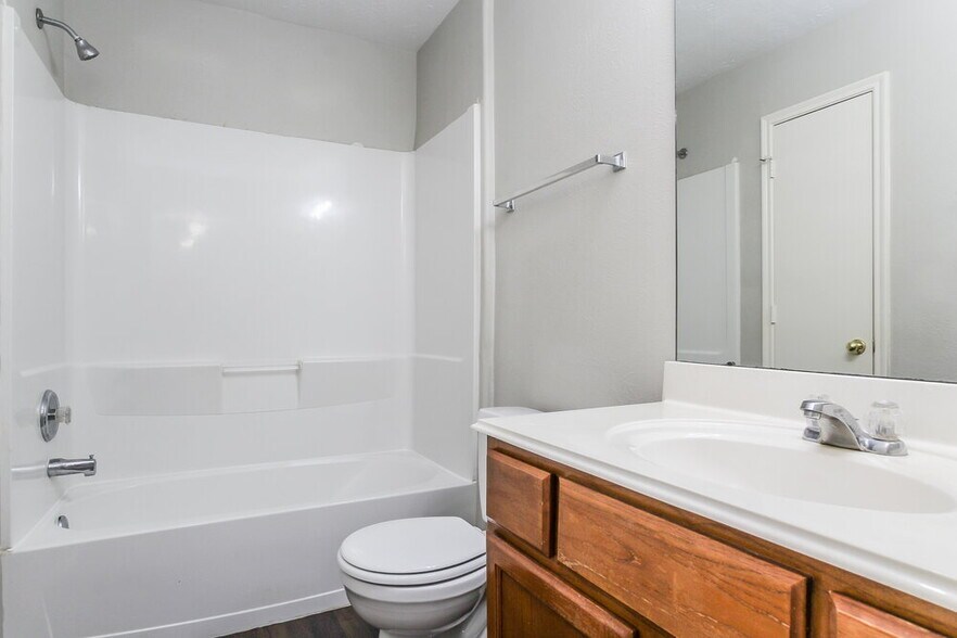 Building Photo - 10602 Harbor Canyon Dr