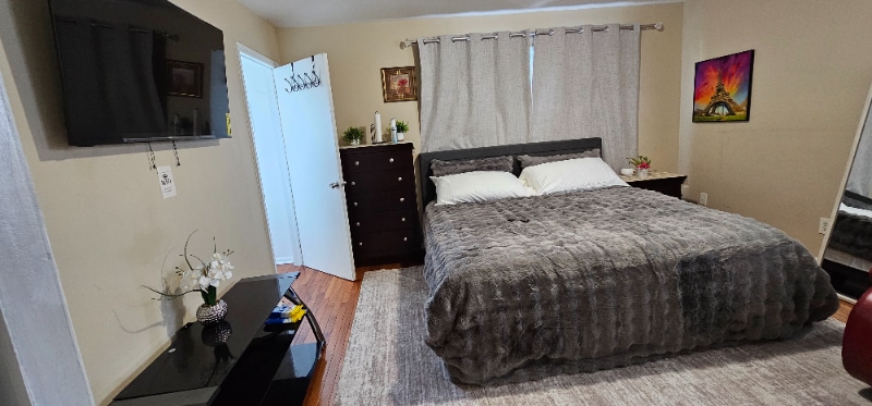 Building Photo - 312 Bond St