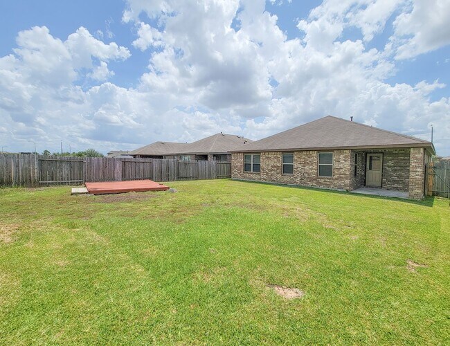 Building Photo - 29614 Breakwater Dr