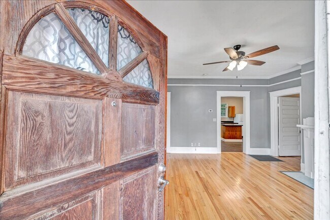 Building Photo - Charming Downtown Macon Home Near Mercer University