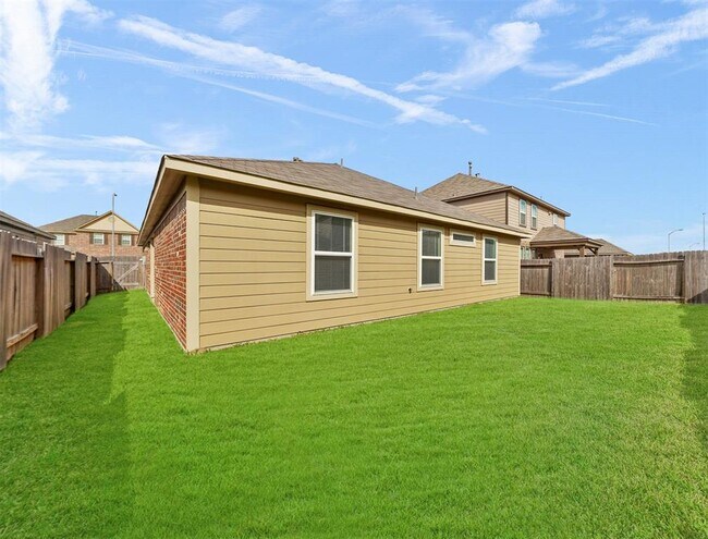 Building Photo - 20611 Footstep Path