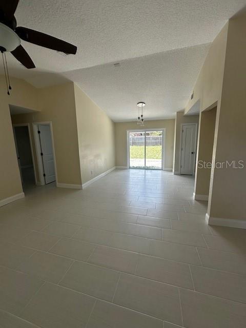Building Photo - 414 Sandpiper Ridge Dr