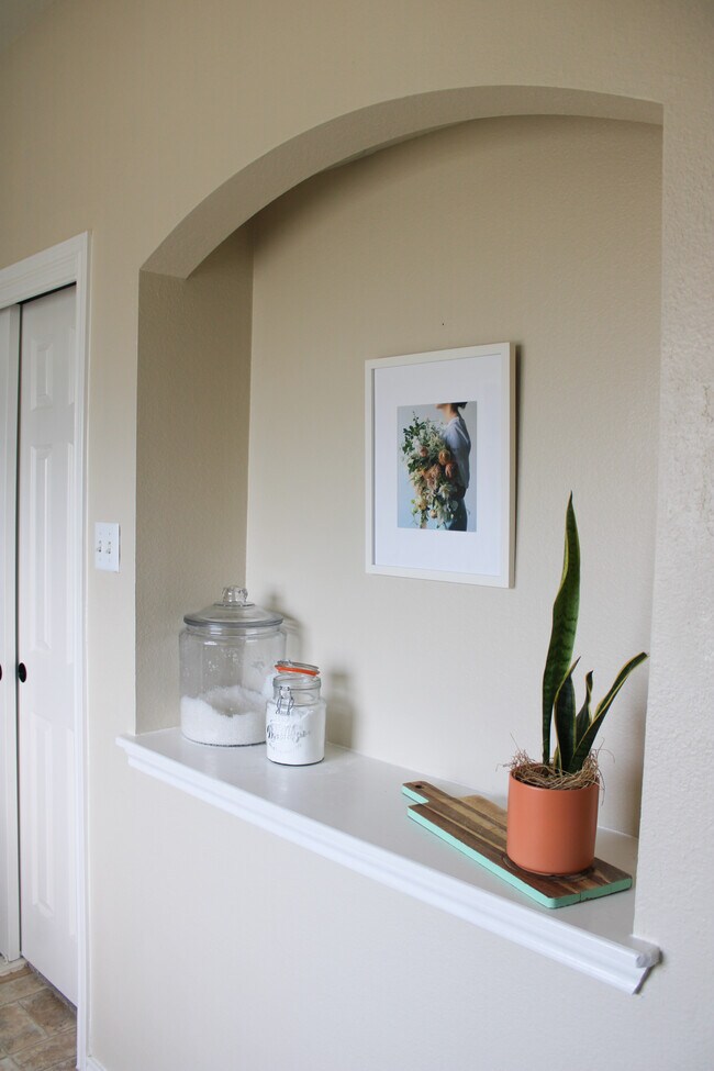 Master bathroom - 1607 Kemah Dr