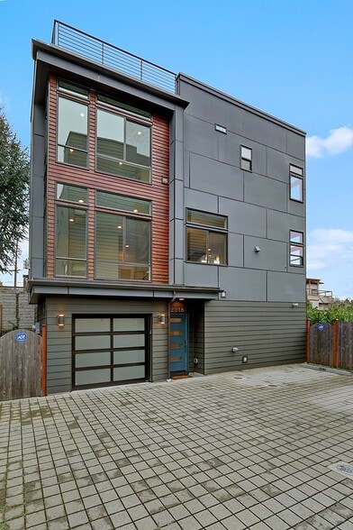 Building Photo - 2218 NW 64th St