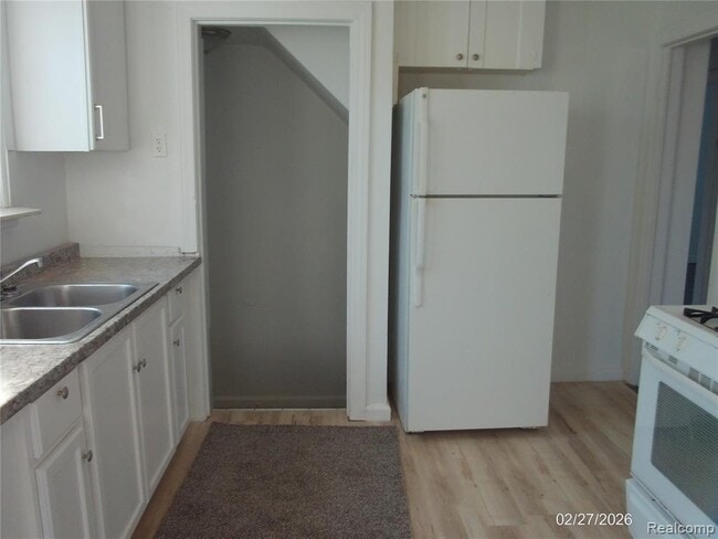 Building Photo - 15107 Whitcomb