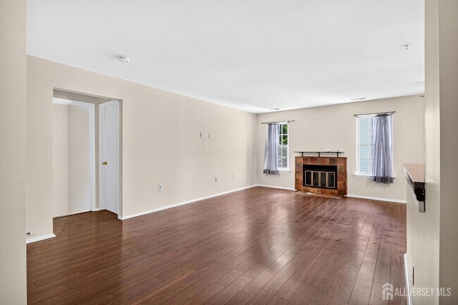 Building Photo - 3252 Cypress Ct