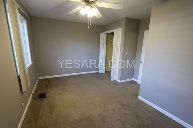 Building Photo - 2 Bedroom 1 Bath House