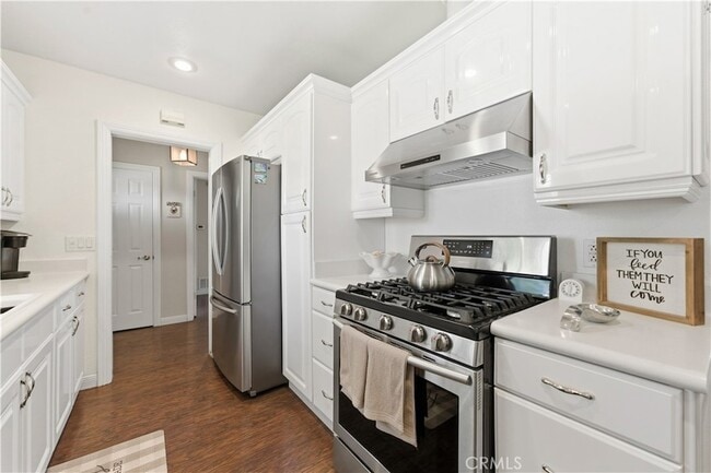 Building Photo - 855 N 3rd Ave