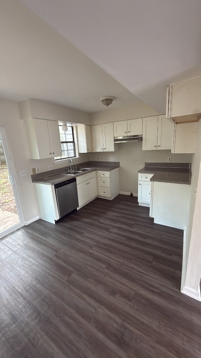 Building Photo - 3006 Woodymore Pl