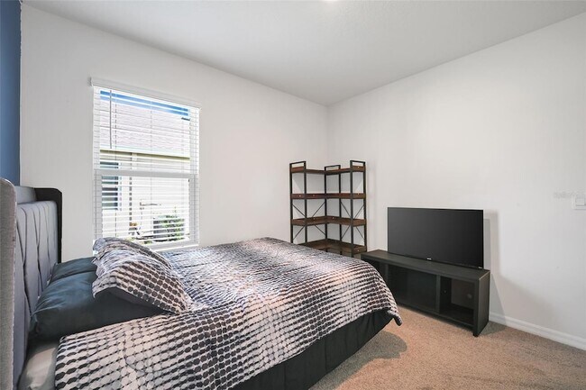 Building Photo - 5457 Hayloft Dr