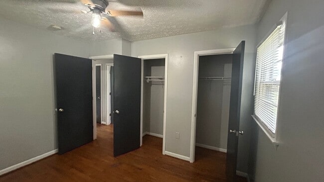 Building Photo - One Level House in Madison Heights