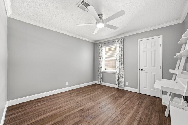 Building Photo - 11102 Endicott Ln