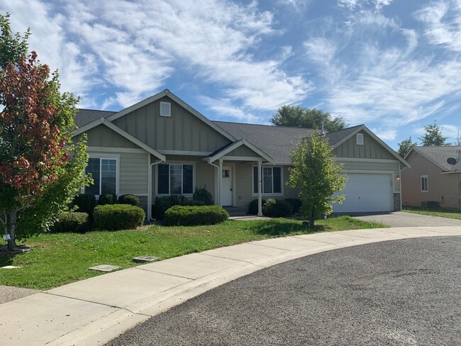Building Photo - Spacious 4 Bed 2 Bath Home in Ellensburg